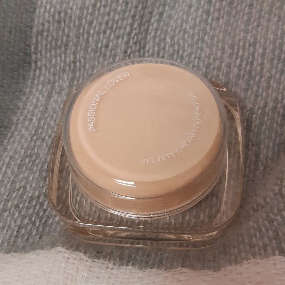 KBeauty foundation - Passional Lover shade 00